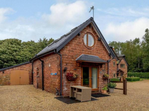 Charming 2-Bed Cottage Beautiful Views Knutsford